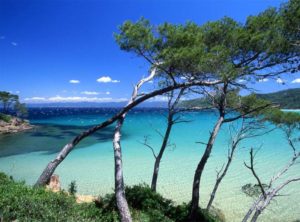 Naviguer dans les ïles avec LB Yachting